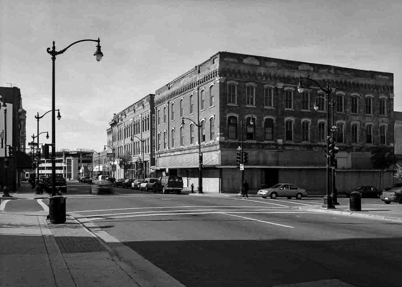 Third and Main streets, 1991